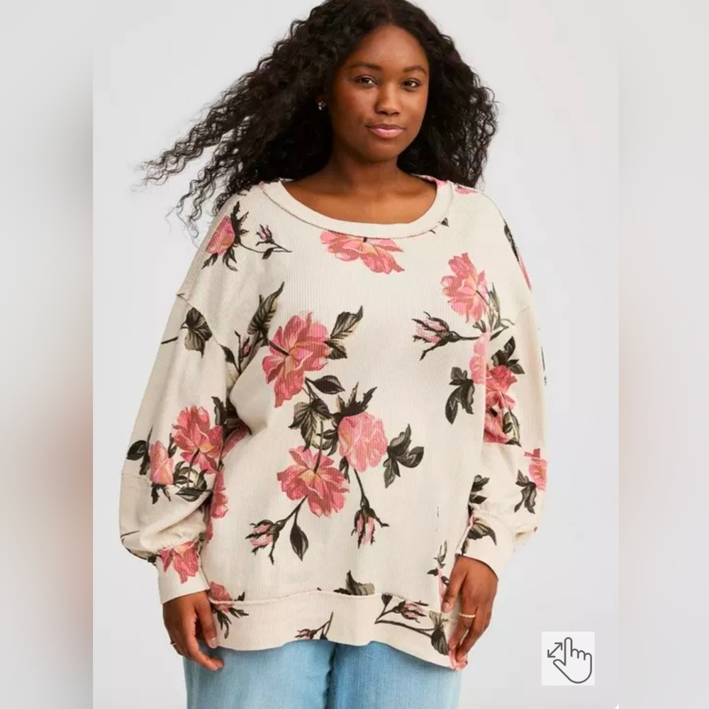 Torrid Size 4 Floral Oversized Long Sleeve Crew Tee